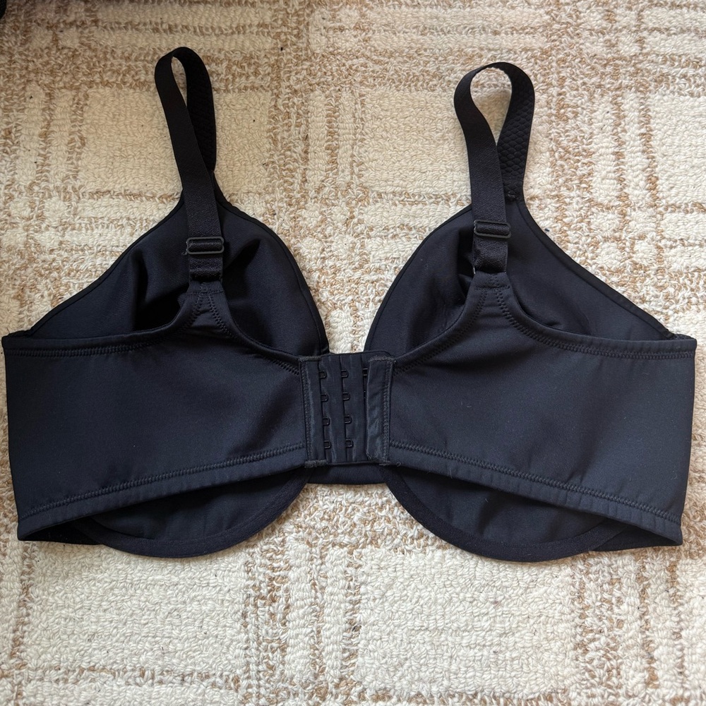 Bundle of 3️⃣ - Vanity Fair Beauty Back Minimizer Underwire Bras - 42DDD… - Picture 3 of 4
